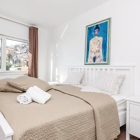 Lovely In With Kitchen Apartment Opatija
